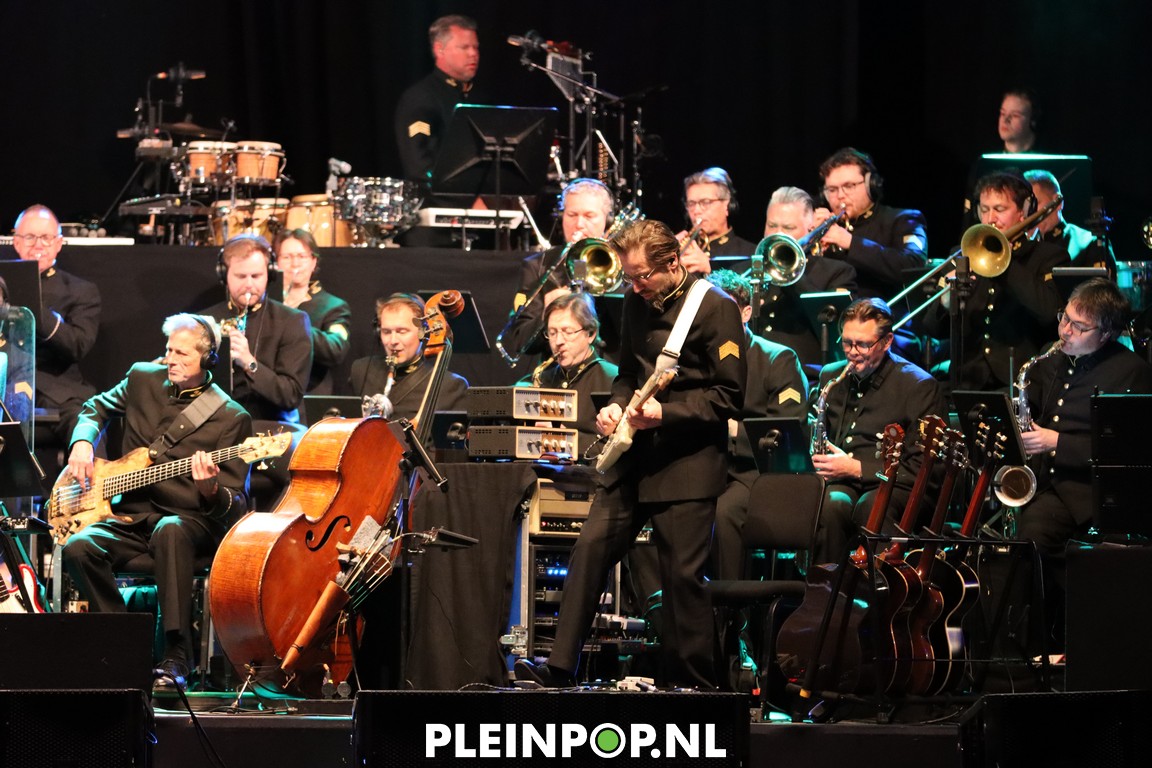 Donderdagavond 13 04 2023              (77)